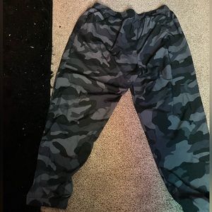 Old navy cargo pants